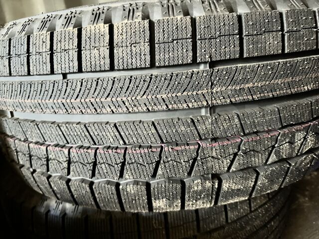 Комплект резины 275/50/21