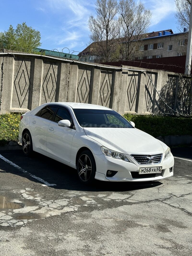 Toyota Mark X, 2010