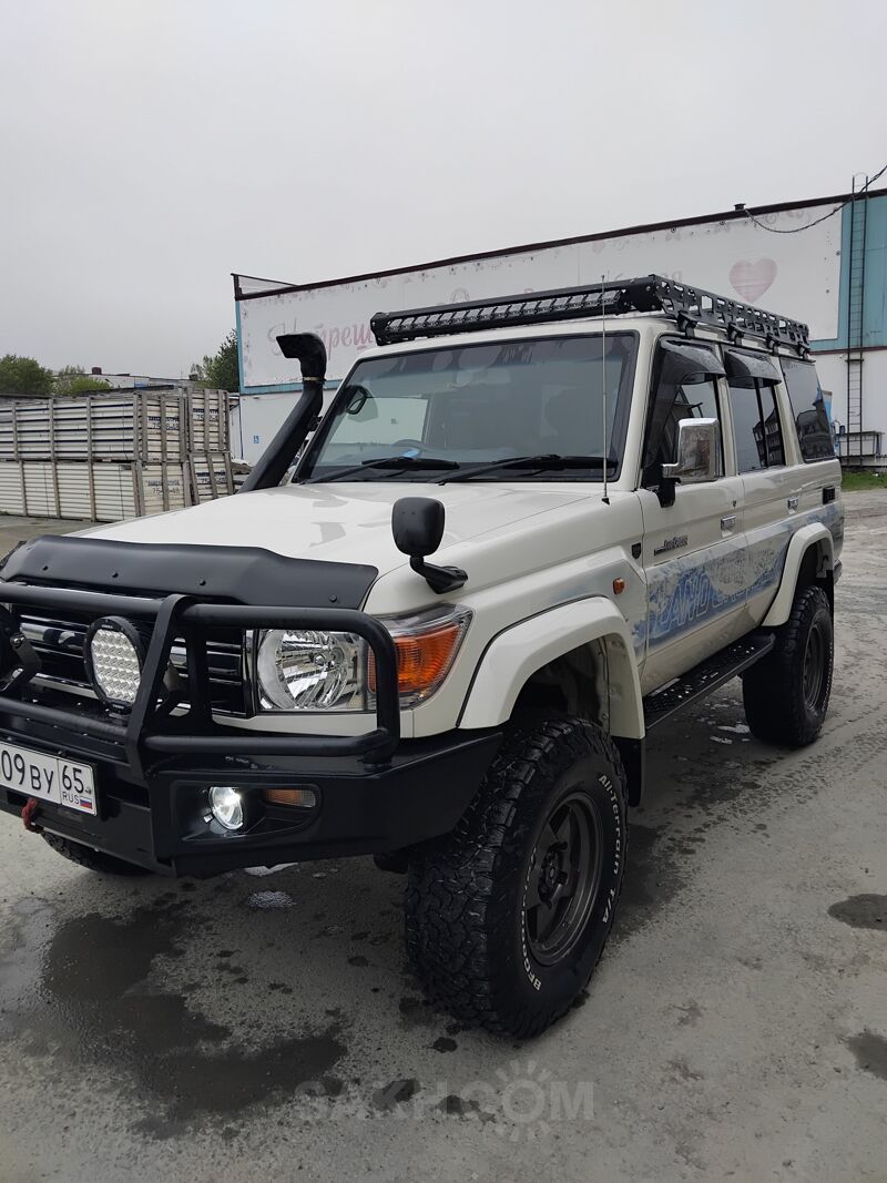 Toyota Land Cruiser, 2014