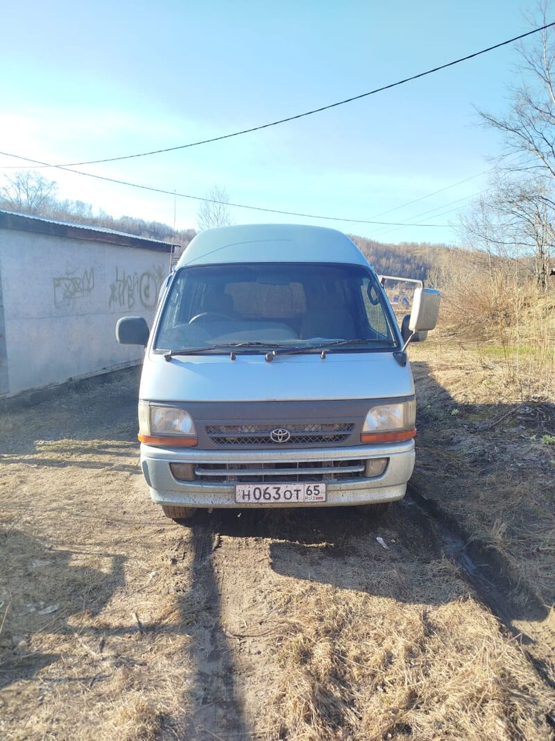 Toyota Hiace, 2000