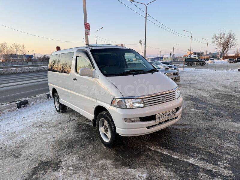 Toyota Hiace Regius, 1998