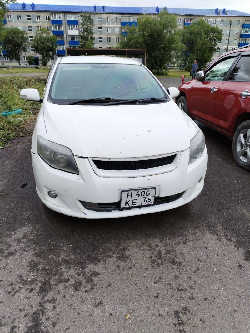 Toyota Corolla Fielder, 2009