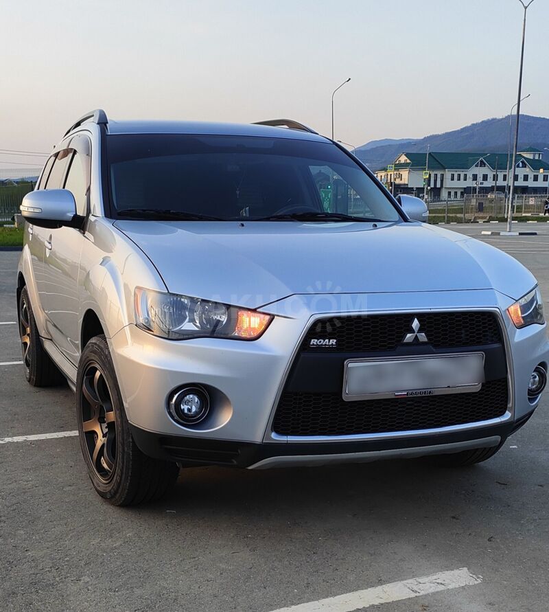 Mitsubishi Outlander, 2011