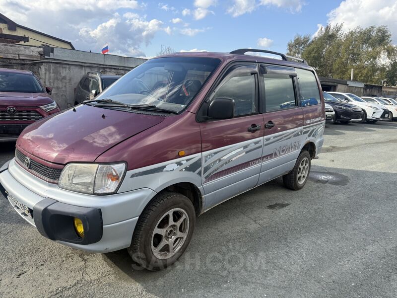 Toyota Town Ace Noah, 1996
