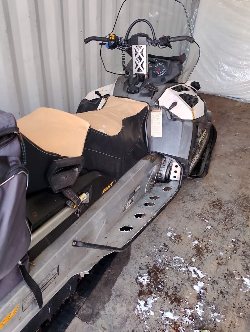 BRP Ski-Doo Skandic SWT 600 E-TEC, 2011