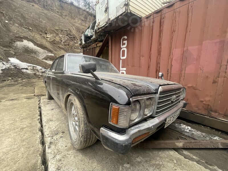 Toyota Crown, 1984