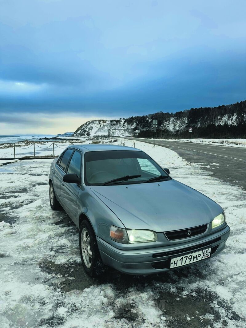 Toyota Corolla, 1998