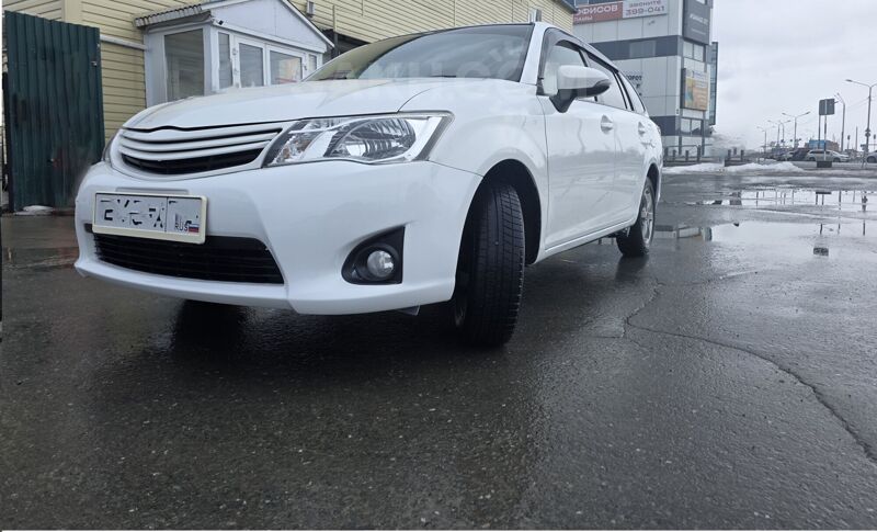 Toyota Corolla Fielder, 2014
