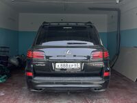 Lexus LX570, 2012