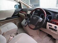 Toyota Alphard, 2010