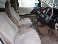 Toyota Alphard, 2010