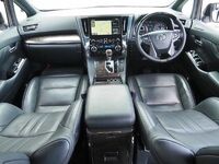 Toyota Alphard, 2019