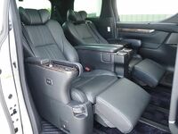 Toyota Alphard, 2019