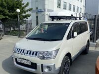 Mitsubishi Delica D:5, 2015