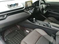 Toyota C-HR, 2017