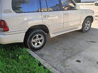 Toyota Land Cruiser Cygnus, 2001