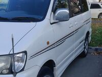 Toyota Town Ace Noah, 2001