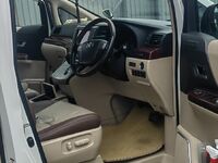 Toyota Alphard, 2008