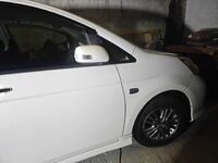 Toyota Isis, 2009