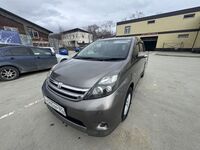 Toyota Isis, 2010