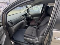 Toyota Isis, 2010