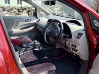 Nissan Leaf, 2011