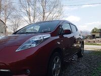 Nissan Leaf, 2011