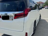 Toyota Alphard, 2020