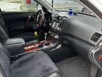 Toyota Highlander, 2011