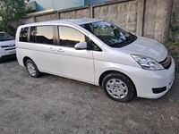 Toyota Isis, 2016