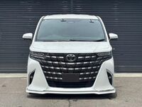 Toyota Alphard, 2024