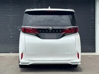 Toyota Alphard, 2024