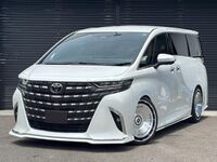 Toyota Alphard, 2024