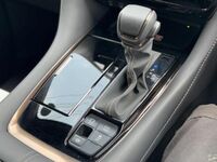 Toyota Alphard, 2024