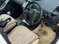 Toyota Vitz, 2008