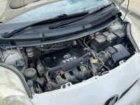 Toyota Vitz, 2008