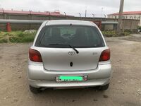 Toyota Vitz, 2002