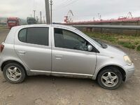 Toyota Vitz, 2002