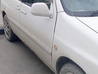 Toyota Raum, 1999