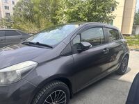 Toyota Vitz, 2011