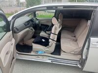 Toyota Isis, 2006