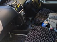 Toyota Vitz, 2005