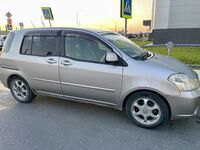 Toyota Raum, 2004