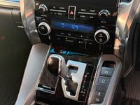 Toyota Alphard, 2021