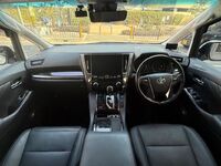 Toyota Alphard, 2021