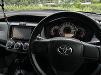 Toyota Corolla Axio, 2014