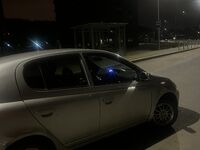 Toyota Vitz, 2000