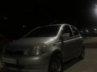Toyota Vitz, 2000