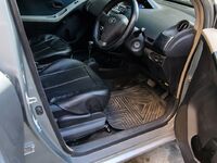 Toyota Vitz, 2006
