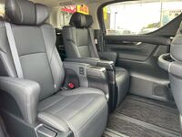 Toyota Alphard, 2020